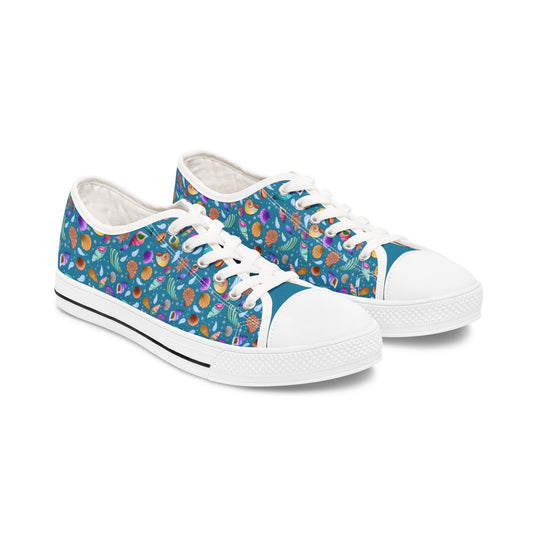 Clams Women's Sneakers in Blue Sea